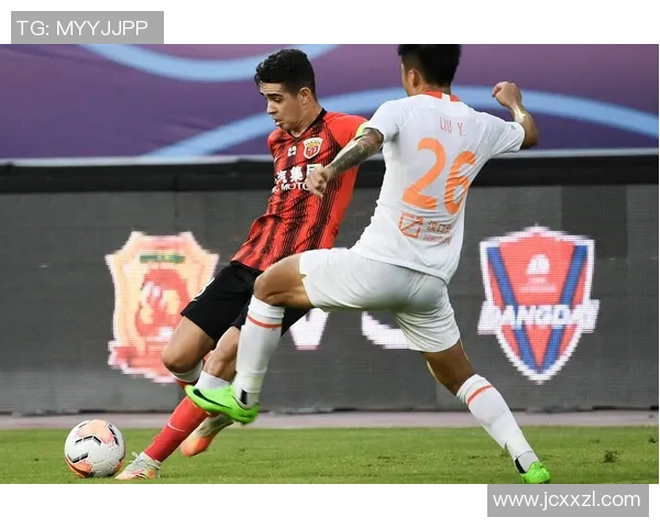 上海足球队包夹战术解析及其对比赛的影响与启示